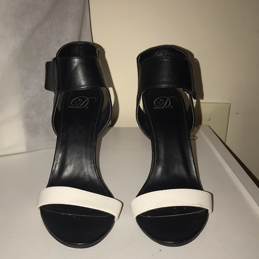 Black and white pumps